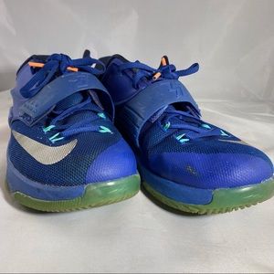 Kevin Durant 7 tennis shoes